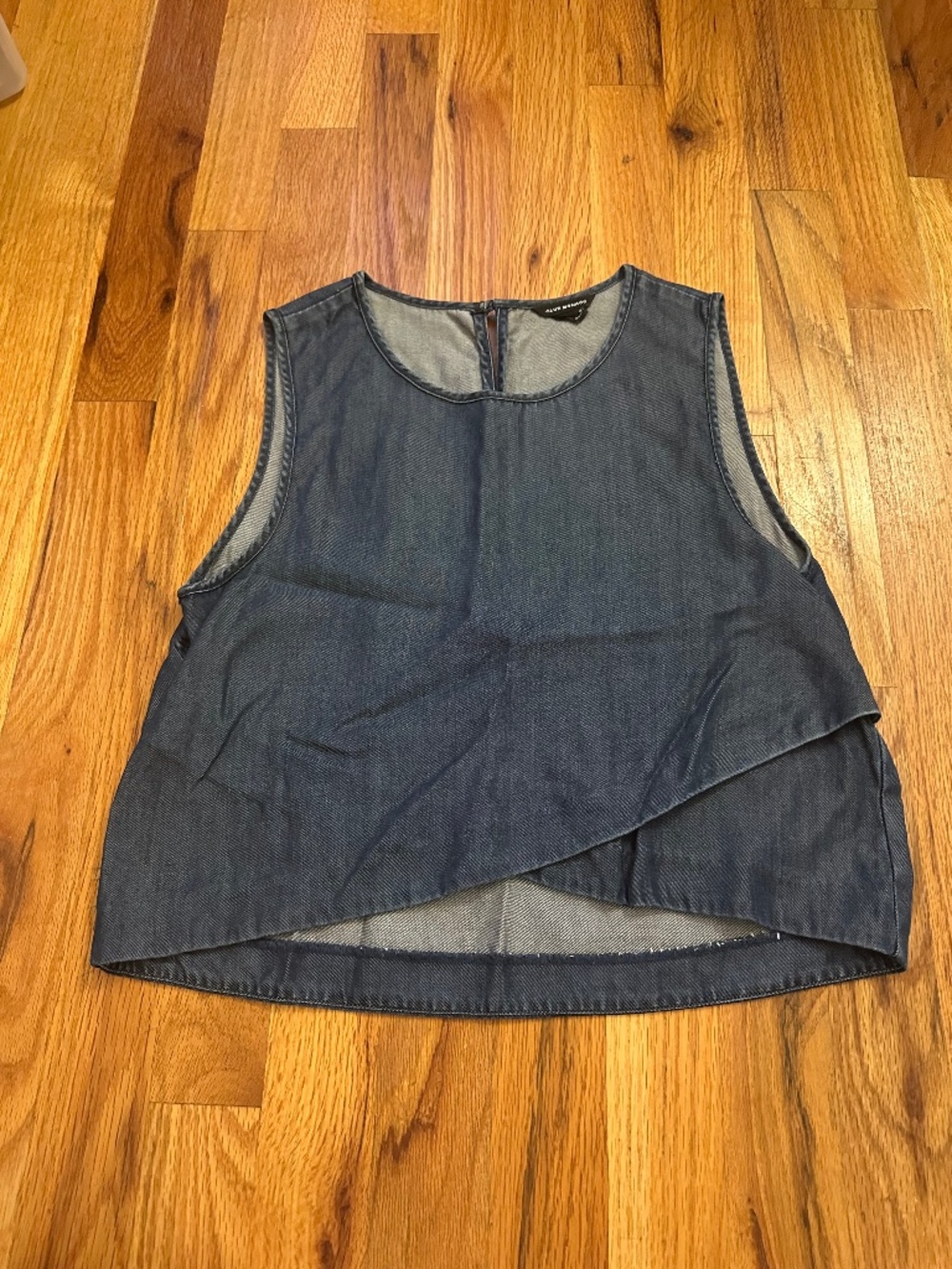 Club Monaco XS Dark Wash Denim Chambray Layered Crop Tank Top High Low Hem